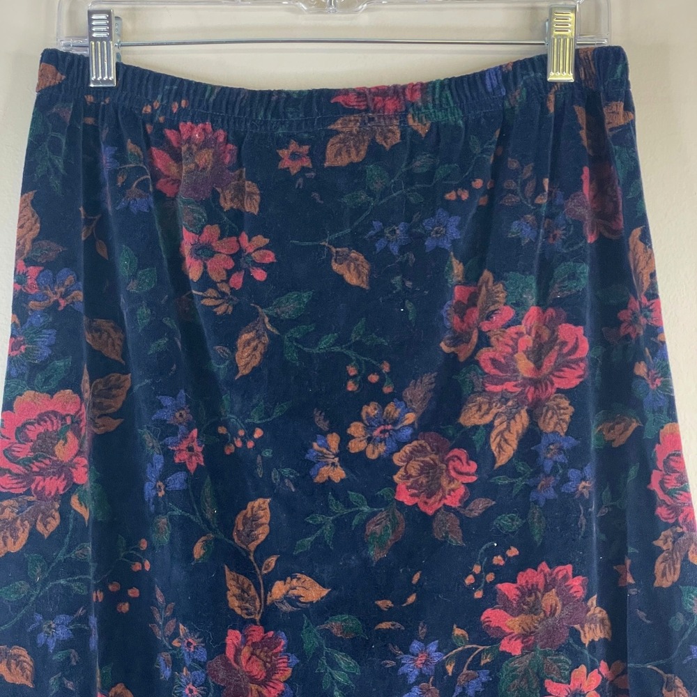Vintage Cottage Floral Velour Skirt Women Medium Midi Moody Old Money Modest - Picture 2 of 13